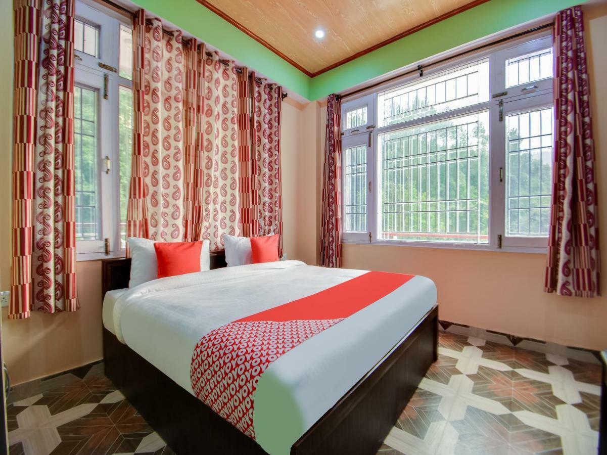 Oyo 45320 Hotel Mars Αγκαρτάλα Εξωτερικό φωτογραφία